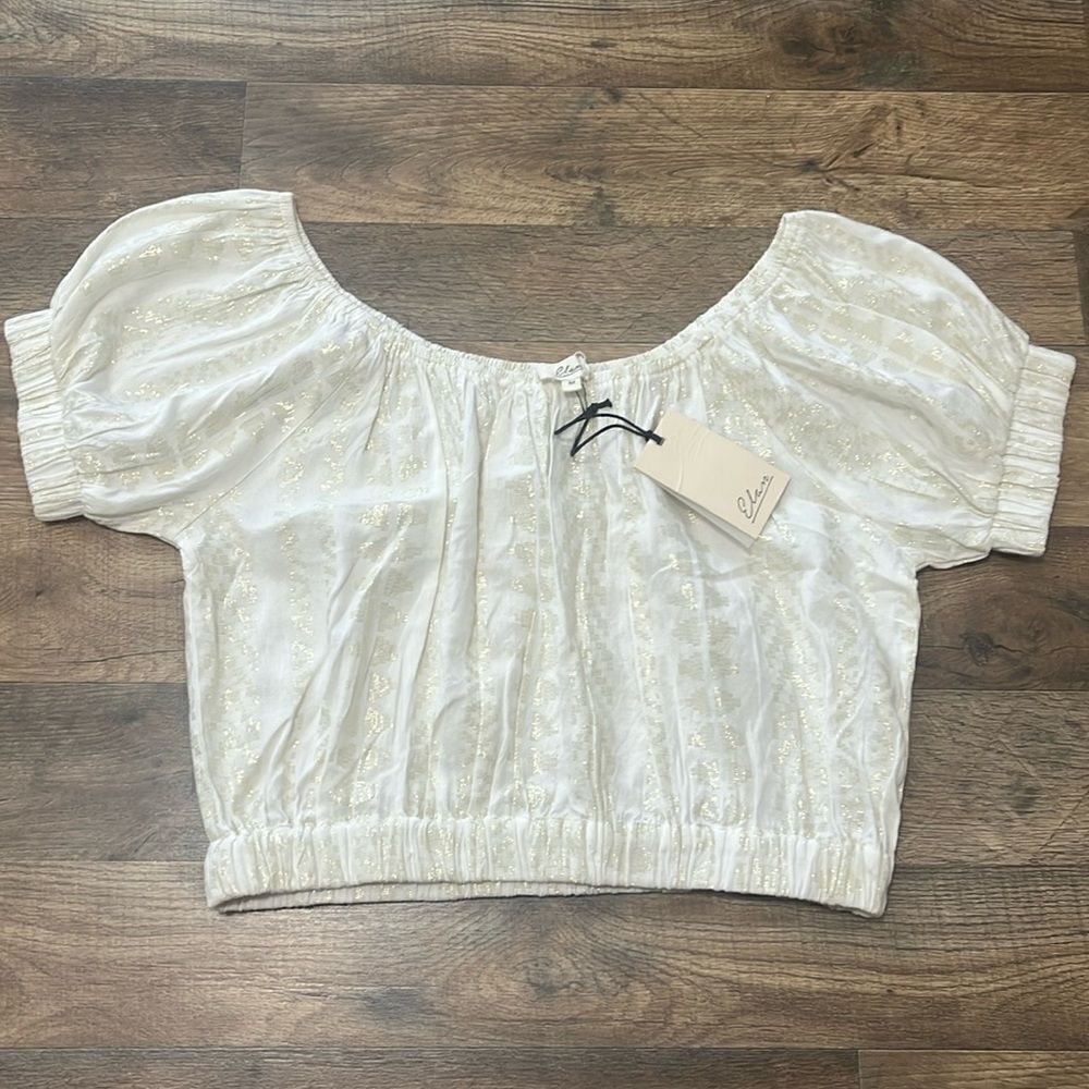 Elan crop top size medium
